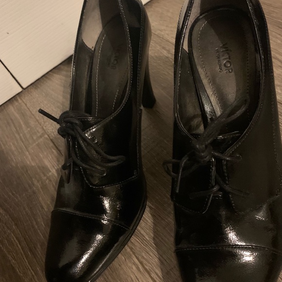 COPY - Victor Alfaro , Black Patent Lace Up Dress Shoes, Size 7, Good Condition - Picture 14 of 16
